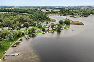 413 Sunnyshore Dr, Coldwater, MI 49036 - Photo 13