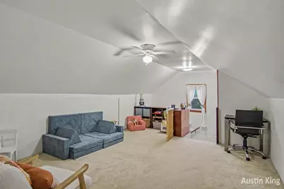1026 Hollywood Street NE, Grand Rapids, MI 49505 - Photo 15