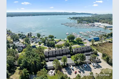 1747 Ottawa Beach Road #1, Holland, MI 49424 - Photo 3