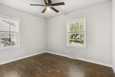 330 E Van Hoesen Boulevard, Portage, MI 49002 - Photo 7