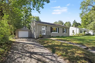 330 E Van Hoesen Boulevard, Portage, MI 49002 - Photo 3
