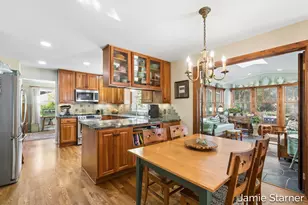 2110 Blueberry Dr NW, Grand Rapids, MI 49504 - Photo 13