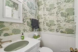 2110 Blueberry Dr NW, Grand Rapids, MI 49504 - Photo 19