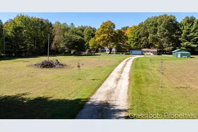 13855 Lincoln Lake Avenue NE, Gowen, MI 49326 - Photo 23