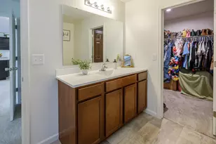 1626 Tea Pond Ct, Vicksburg, MI 49097 - Photo 13