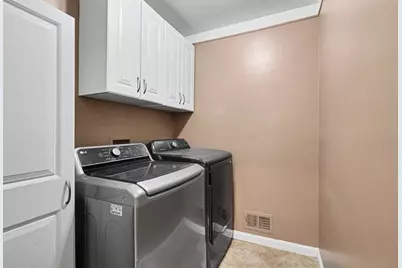 30848 Ohmer Drive, Warren, MI 48092 - Photo 11