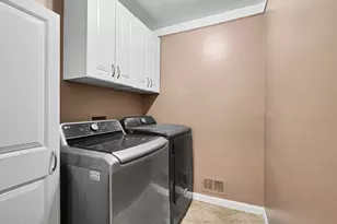 30848 Ohmer Dr, Warren, MI 48092 - Photo 11