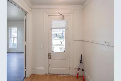935 W Lovell Street, Kalamazoo, MI 49007 - Photo 3