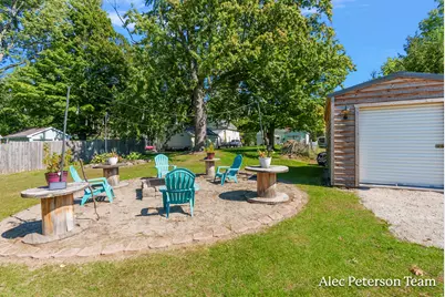 445 Green Street, Grand Ledge, MI 48837 - Photo 47