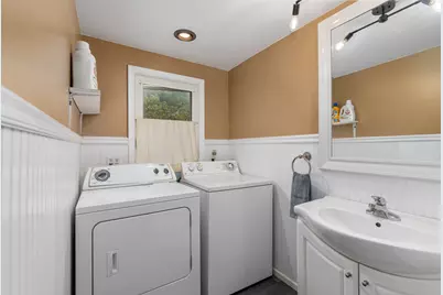 634 Burke Avenue NE, Grand Rapids, MI 49503 - Photo 19