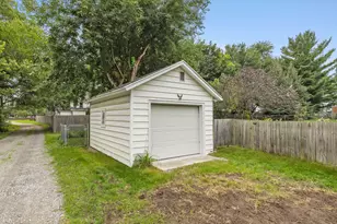 634 Burke Ave NE, Grand Rapids, MI 49503 - Photo 35
