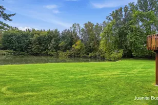 1082 Amberwood W Dr SW, Byron Center, MI 49315 - Photo 37