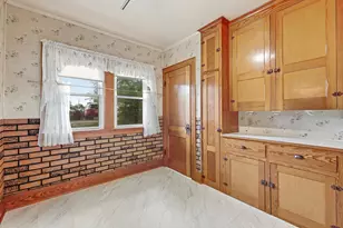 5031 N Riverview Dr, Kalamazoo, MI 49004 - Photo 13
