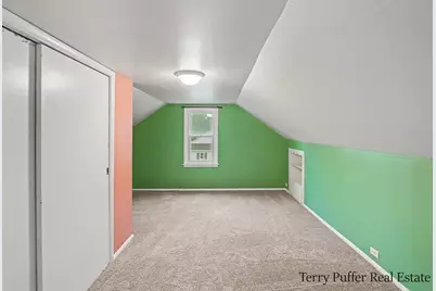 601 W 2nd Street, Ludington, MI 49431 - Photo 15