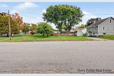 601 W 2nd Street, Ludington, MI 49431 - Photo 7