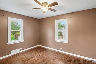 601 W 2nd Street, Ludington, MI 49431 - Photo 13