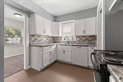 19130 Woodcrest Street, Harper Woods, MI 48225 - Photo 39