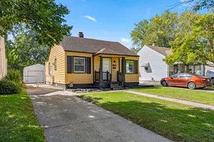 19130 Woodcrest St, Harper Woods, MI 48225 - Photo 43