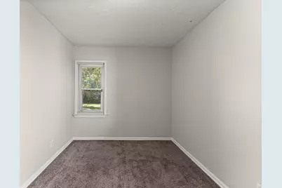 19130 Woodcrest Street, Harper Woods, MI 48225 - Photo 23