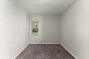 19130 Woodcrest St, Harper Woods, MI 48225 - Photo 23