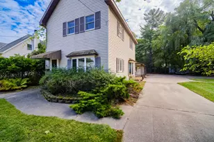 537 2nd St, Manistee, MI 49660 - Photo 3