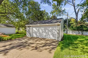 23 E 30th St, Holland, MI 49423 - Photo 49