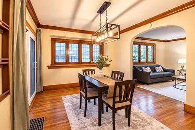 615 Diamond Avenue NE, Grand Rapids, MI 49503 - Photo 7