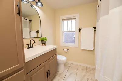 615 Diamond Avenue NE, Grand Rapids, MI 49503 - Photo 27