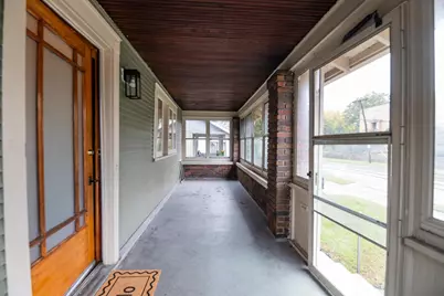 615 Diamond Avenue NE, Grand Rapids, MI 49503 - Photo 3