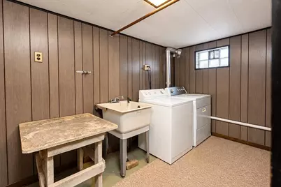 615 Diamond Avenue NE, Grand Rapids, MI 49503 - Photo 33