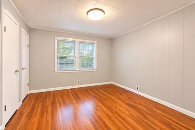 615 Diamond Avenue NE, Grand Rapids, MI 49503 - Photo 11