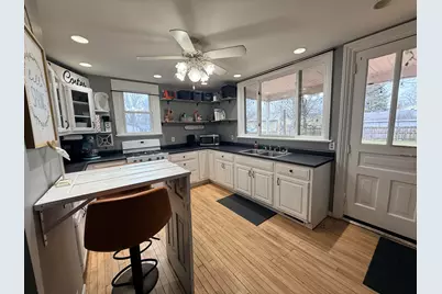711 Maple Street, Three Rivers, MI 49093 - Photo 7