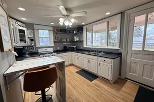 711 Maple St, Three Rivers, MI 49093 - Photo 7