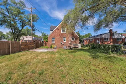 21004 Reimanville Avenue, Ferndale, MI 48220 - Photo 3