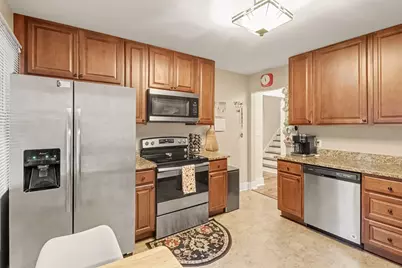 318 E Rouse Street, Lansing, MI 48910 - Photo 7
