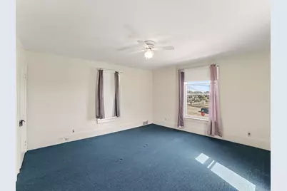210 Cleveland Street, Manistee, MI 49660 - Photo 23