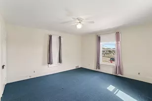 210 Cleveland St, Manistee, MI 49660 - Photo 23