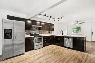 293 Oak St, Battle Creek, MI 49037 - Photo 7