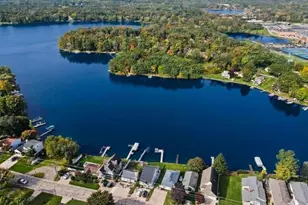 1010 Brighton Lake Rd, Brighton, MI 48116 - Photo 3