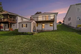 1010 Brighton Lake Rd, Brighton, MI 48116 - Photo 9