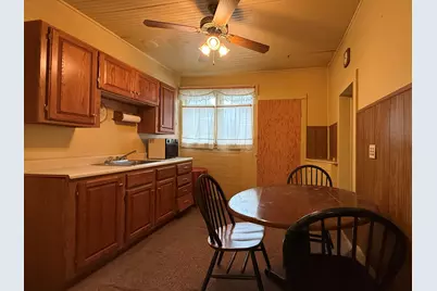 110 W Division Street, Dowagiac, MI 49047 - Photo 9