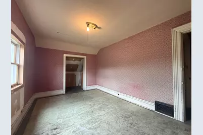 110 W Division Street, Dowagiac, MI 49047 - Photo 25
