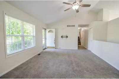 3015 Mandarin Grove Lane, Kalamazoo, MI 49004 - Photo 5