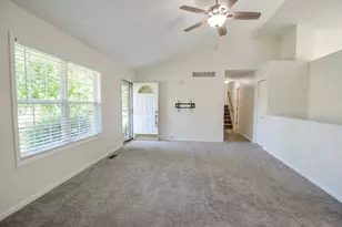 3015 Mandarin Grove Ln, Kalamazoo, MI 49004 - Photo 5