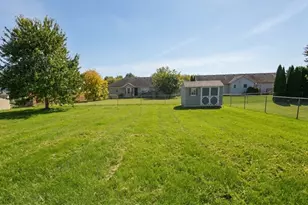 3015 Mandarin Grove Ln, Kalamazoo, MI 49004 - Photo 33