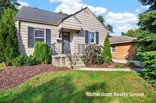 1055 NE Crescent Street NE, Grand Rapids, MI 49503 - Photo 1