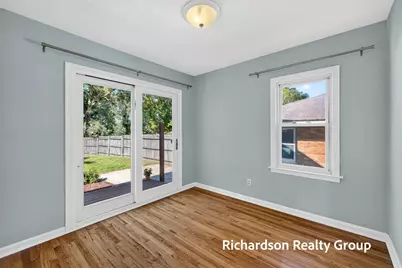 1055 NE Crescent Street NE, Grand Rapids, MI 49503 - Photo 21