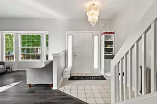 30814 Palmer Dr, Novi, MI 48377 - Photo 3