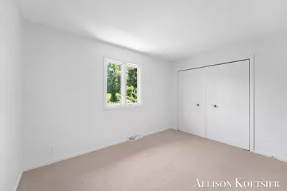 3890 Walker Avenue NW, Grand Rapids, MI 49544 - Photo 27