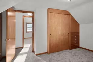11 W McKinley Ave, Zeeland, MI 49464 - Photo 17